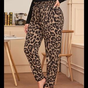 Plus leopard print drawstring paperbag waist pants